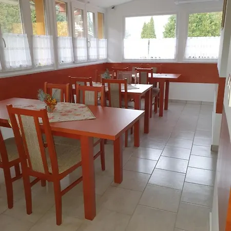 Pensión Gála Panzió