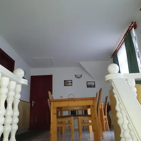 Gála Panzió *