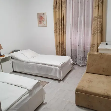 Pensión Gála Panzió