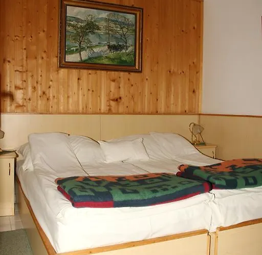 Gala Panzio Guest house Simontornya